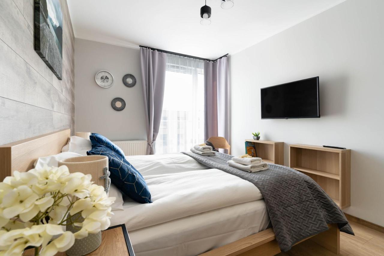 Ina Rent - Przystan Letnica Apartment กดัญสก์ ภายนอก รูปภาพ