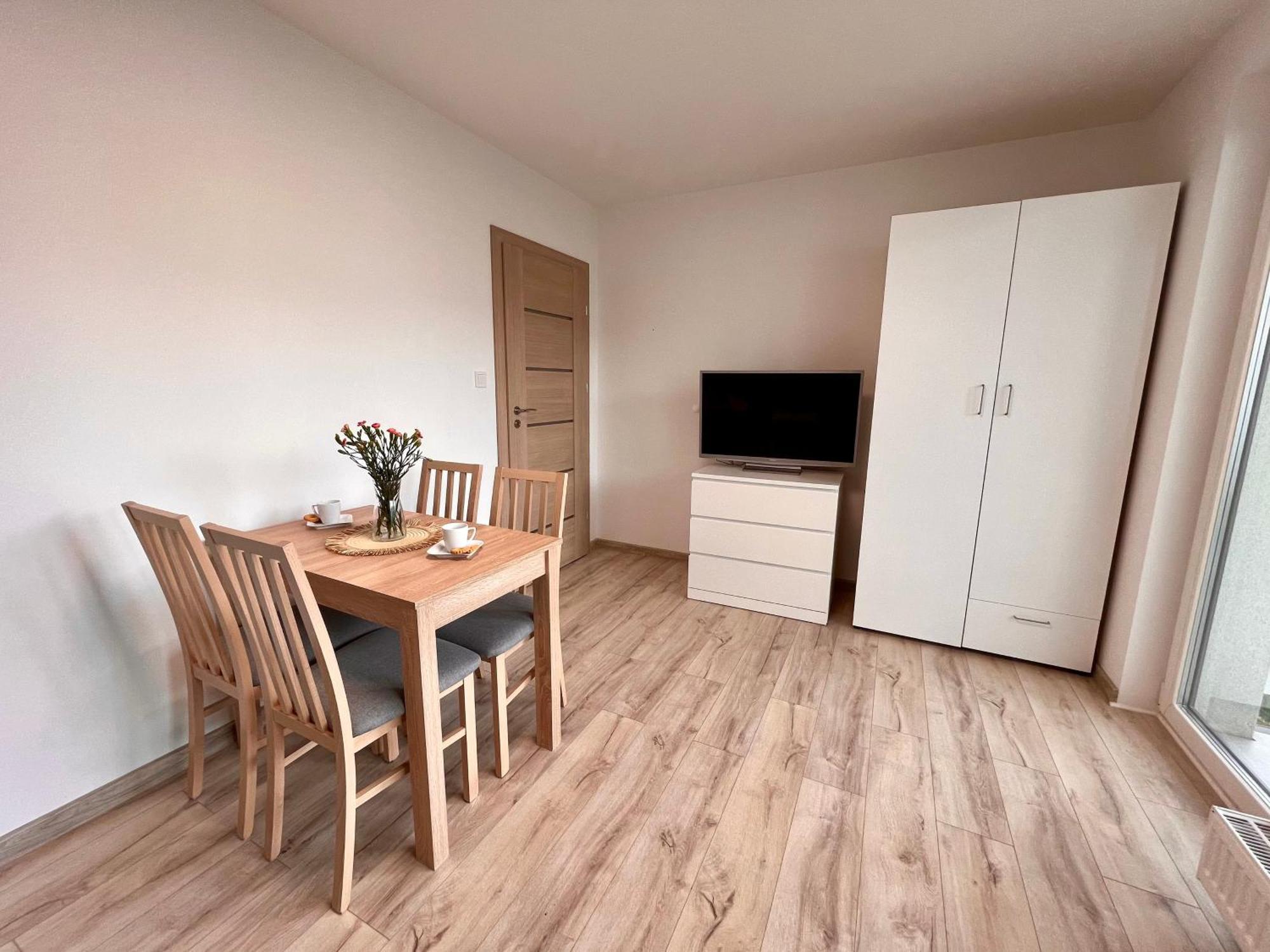 Ina Rent - Przystan Letnica Apartment กดัญสก์ ภายนอก รูปภาพ