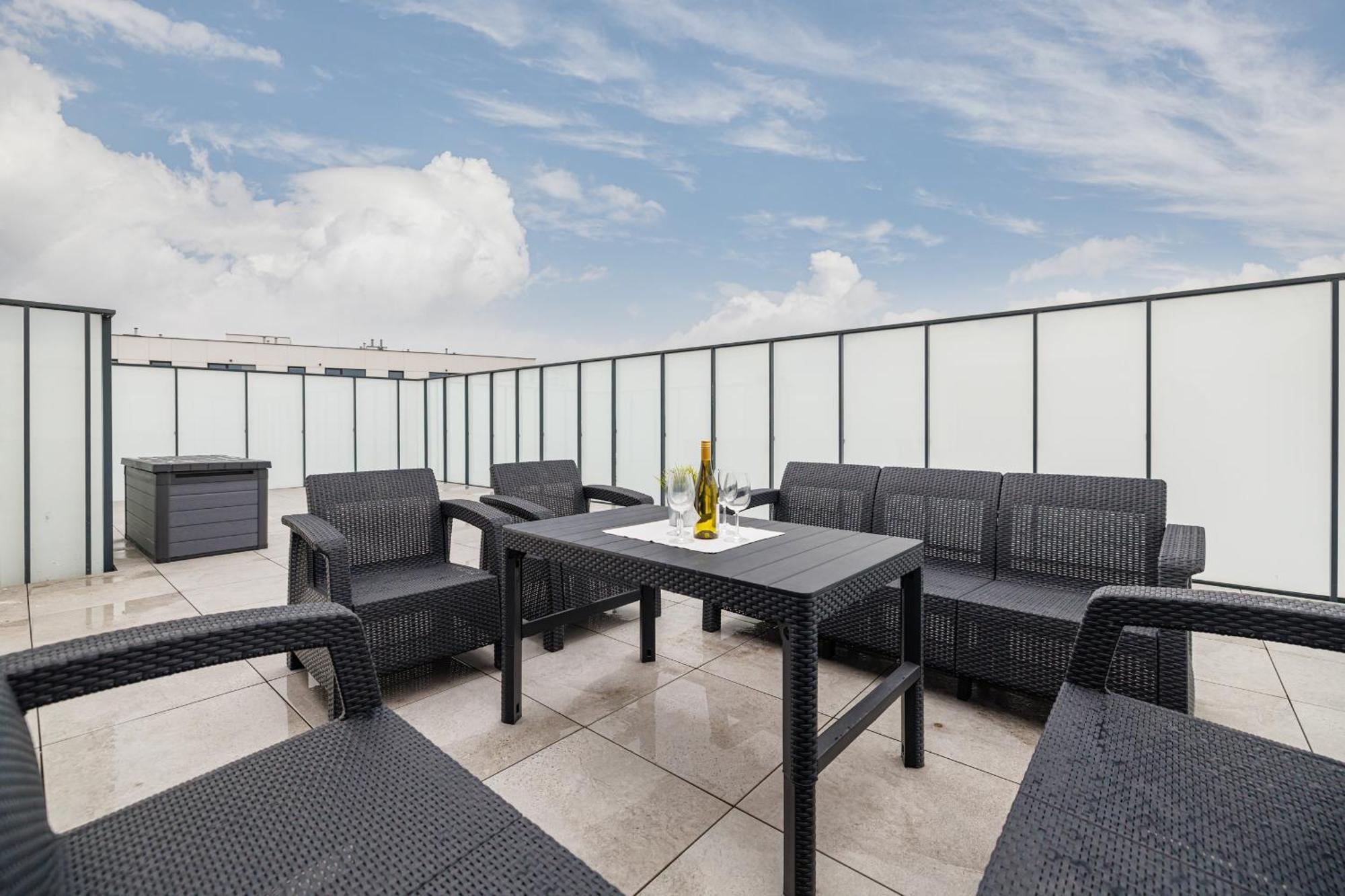 Ina Rent - Przystan Letnica Apartment กดัญสก์ ภายนอก รูปภาพ
